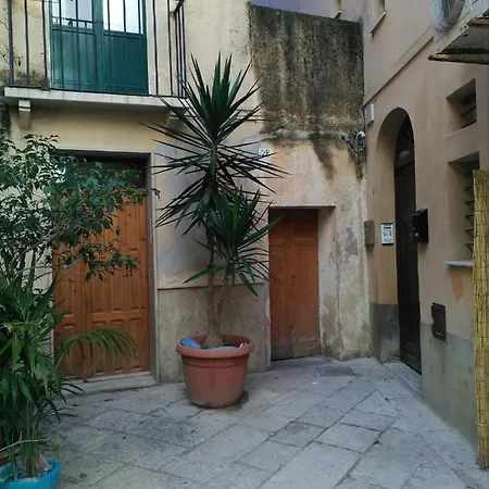 Trapani Home