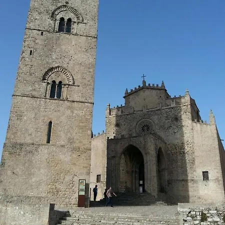 Trapani Home * טראפאני