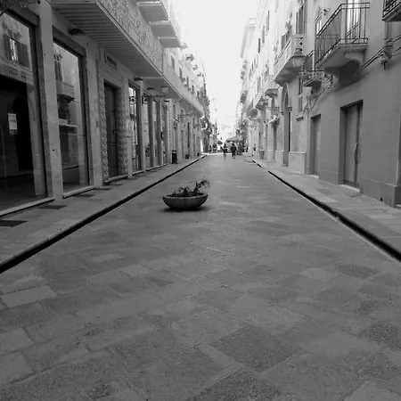 Trapani Home דירה *